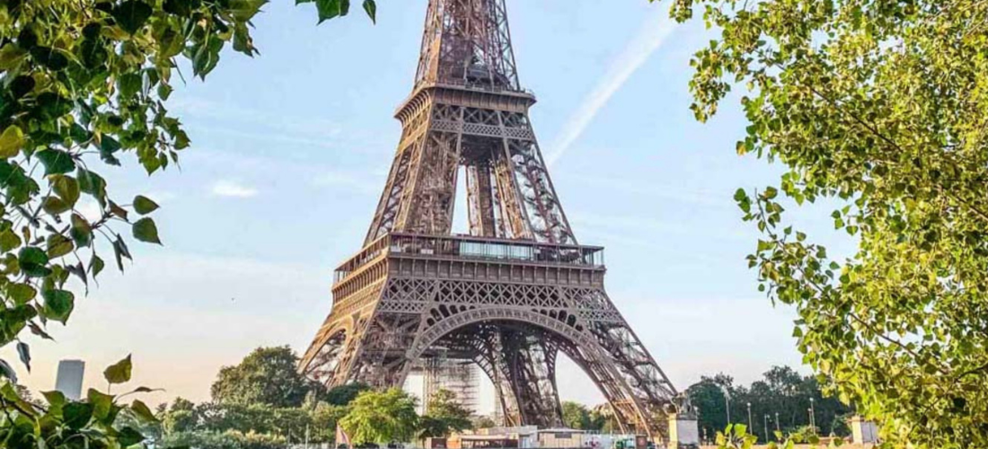 When is a good time to visit Paris ?